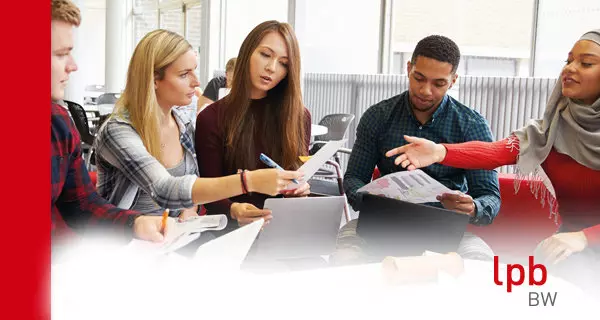 Symbolbild Veranstaltungen Teilnehmende Symbolbild Veranstaltungen Teilnehmende